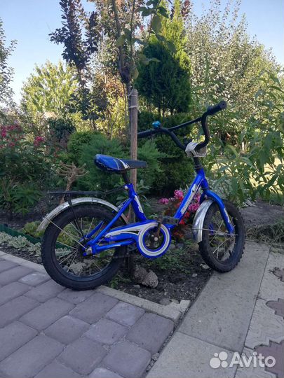 Двухколёсный велосипед без тренировочных колёс