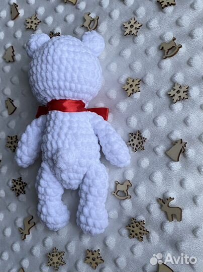 Плюшевый мишка вязаный