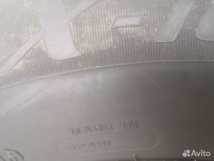 Michelin Agilis X-Ice North 215/65 R16 96Q