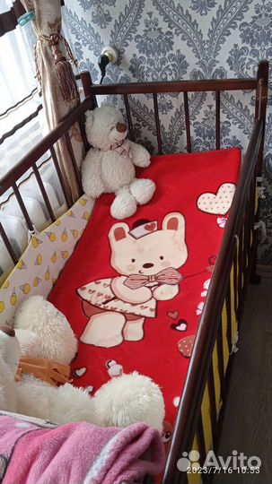 Детская кроватка