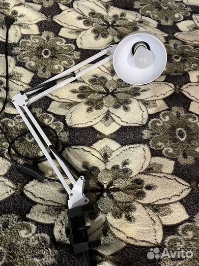 Лампа для маникюра