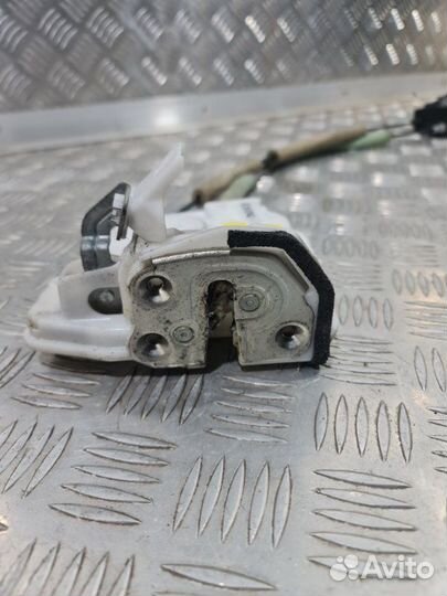 Замок двери задний левый Mazda 6 GL PY 2021