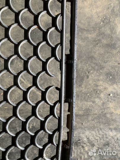 Нижняя решетка на бампер mercedes c204 рест