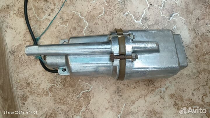 Водяной насос Ручеек погружной