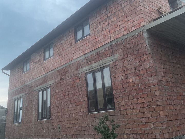 Дом 260 м² на участке 7 сот.