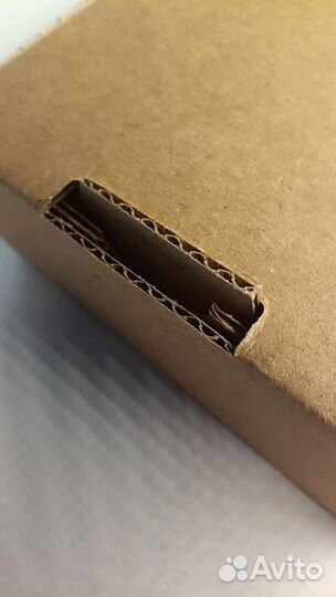 Картонные коробки