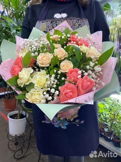 Доставка цветов и букетов