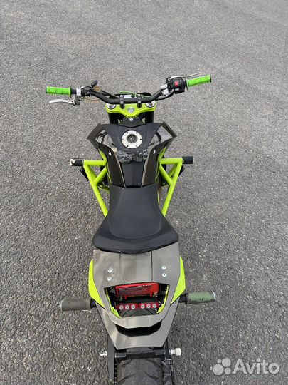 Ktm duke 690R под stunt