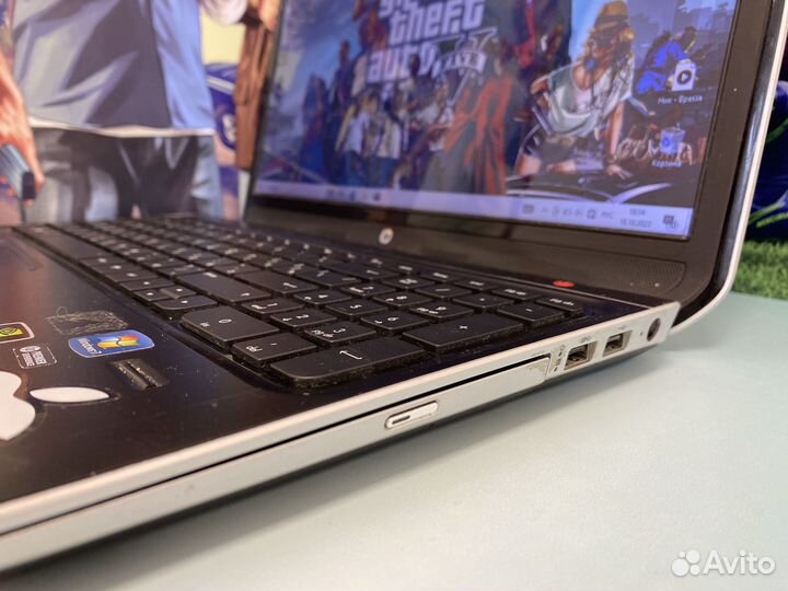 Игровой Ноутбук HP i7/2 видеокарты/8gb/SSD