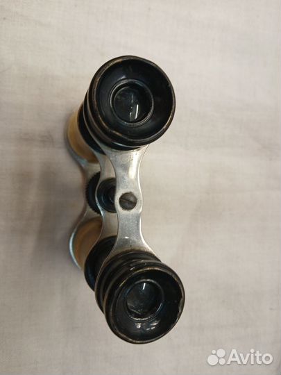 Старинный театральный бинокль