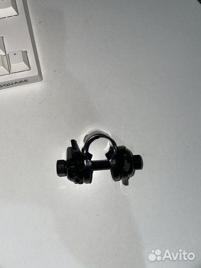 Крепление для штыря к седлу велосипеда