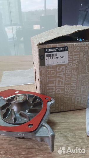 Помпа Renault Оригинал 7701479043