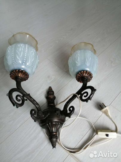 Светильник настенный