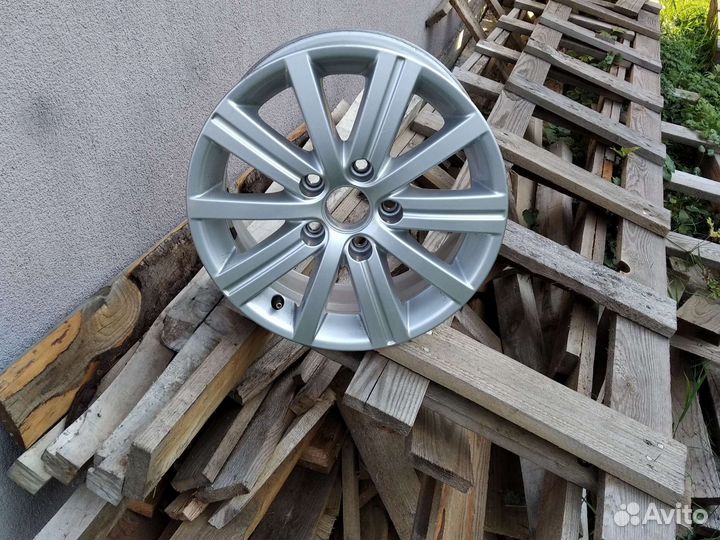 Диск оригинал на 15 volkswagen golf