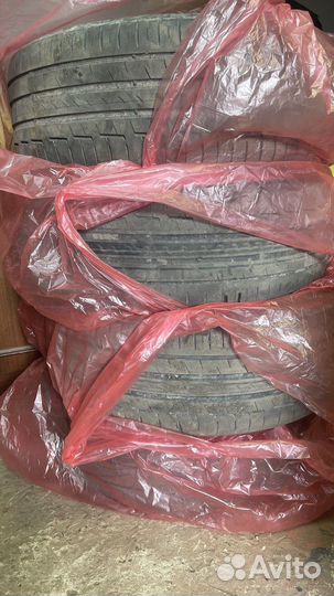 Continental ContiPremiumContact 5 215/55 R17