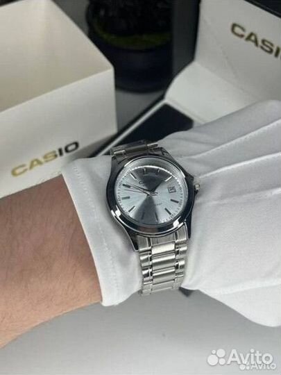 Часы Casio