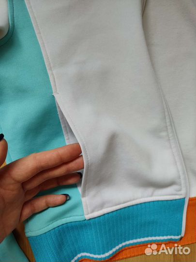 Костюм спортивный женский