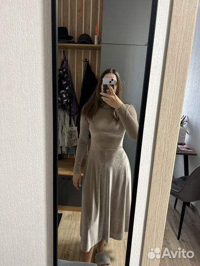 Платье вечернее