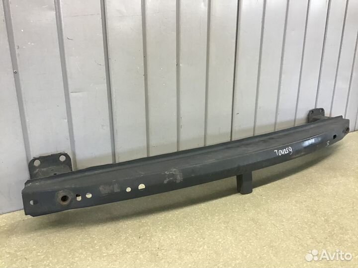 Усилитель заднего бампера VW Touareg 2002-2010