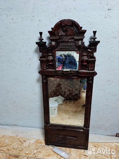 Зеркало старинное