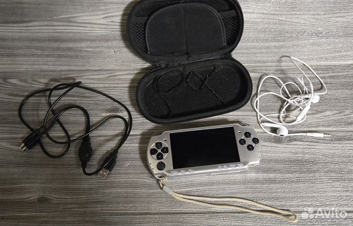 Приставка psp 2000