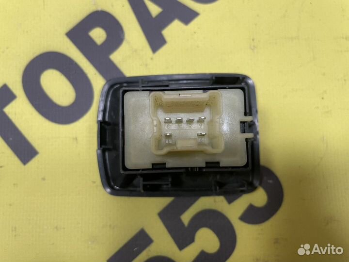 Кнопка стеклоподъемника пп Renault Logan 2