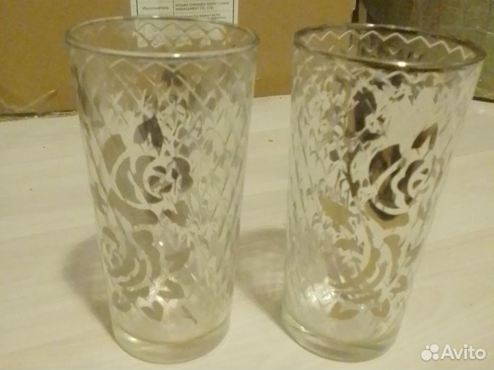 Стеклянные стаканы