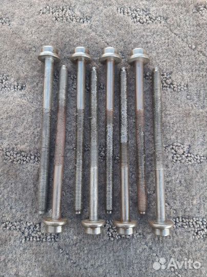 Болты гбц Skoda Fabia 2 1.2 cgpa