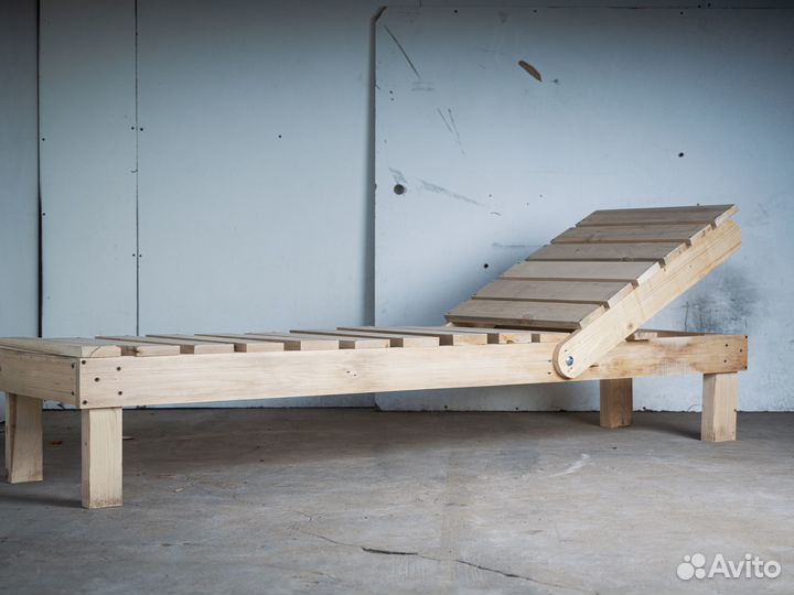 Шезлонг для дачи