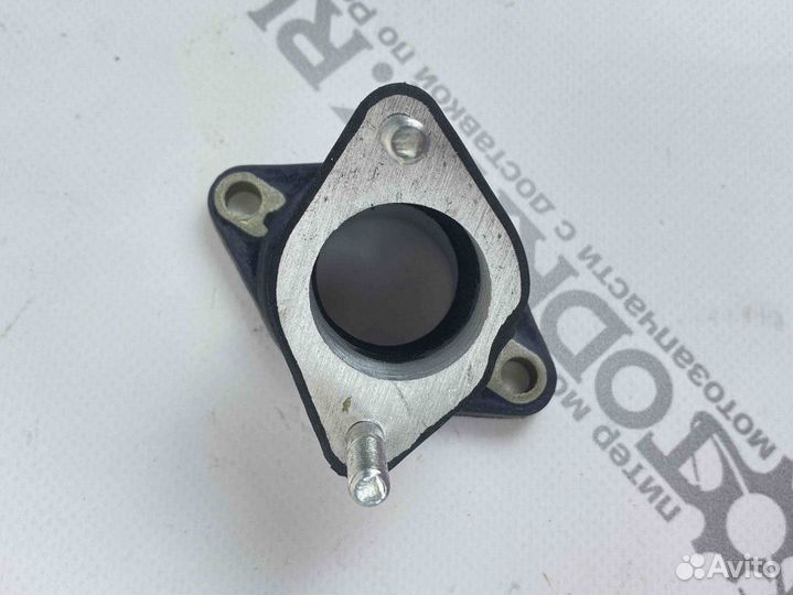 Патрубок карбюратора CG125 загнутый Хантер