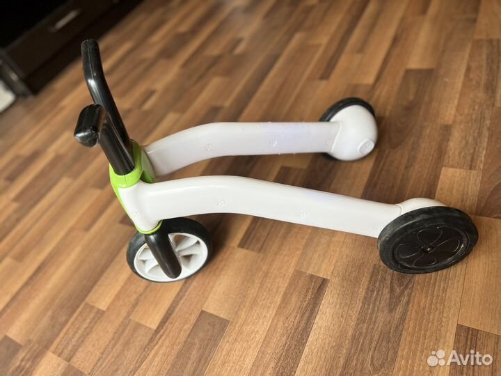 Беговел-каталка трансформер Chillafish Bunzi лайм