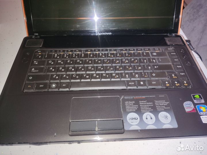 Lenovo y550