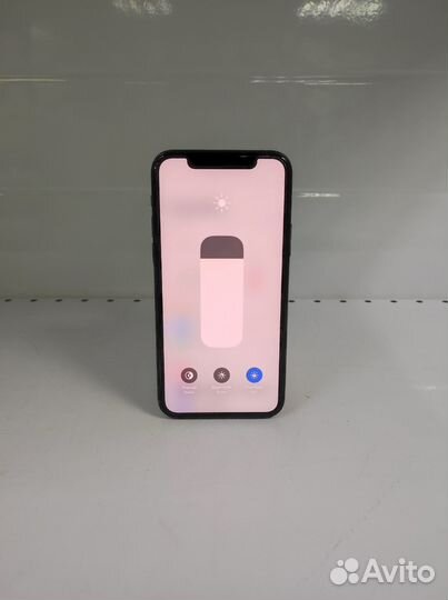 iPhone 11 Pro, 64 ГБ