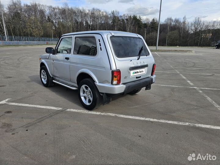 LADA 4x4 (Нива) 1.7 МТ, 2016, 220 000 км