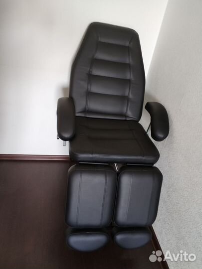 Педикюрное кресло