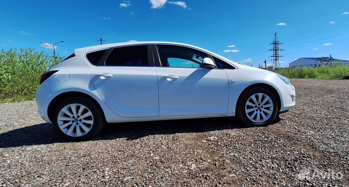 Opel Astra 1.6 AT, 2010, 164 000 км