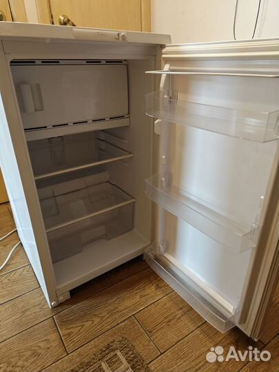 Холодильник бу маленький