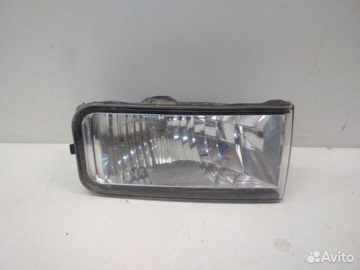 Фара противотуманная передняя левая Toyota Land