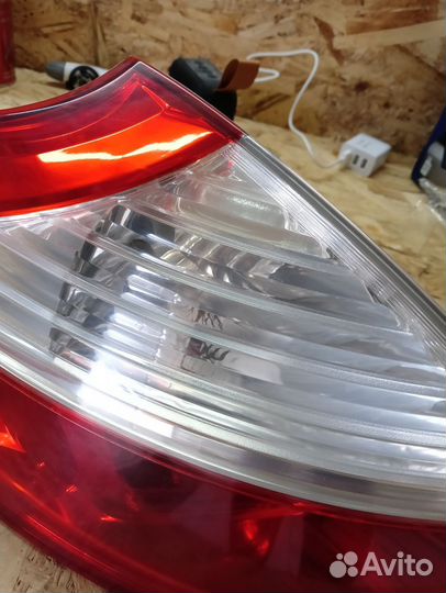 Фонарь левый в крыло Renault Megane 3