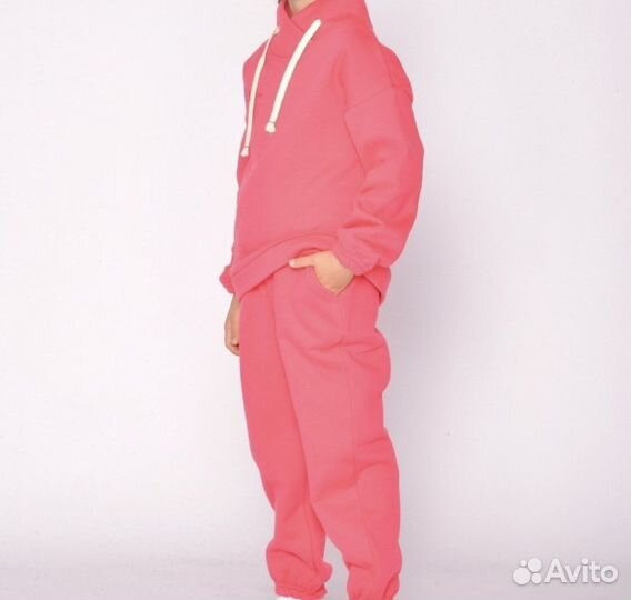 Костюм спортивный теплый 146 см