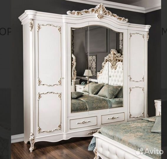 Спальный гарнитур 