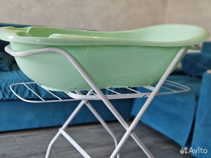 Детская ванночка с подставкой
