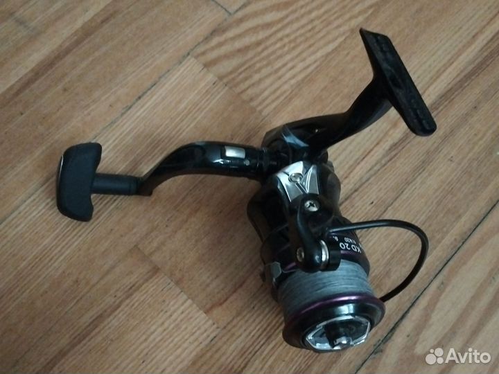 Катушка для спиннинга-2000