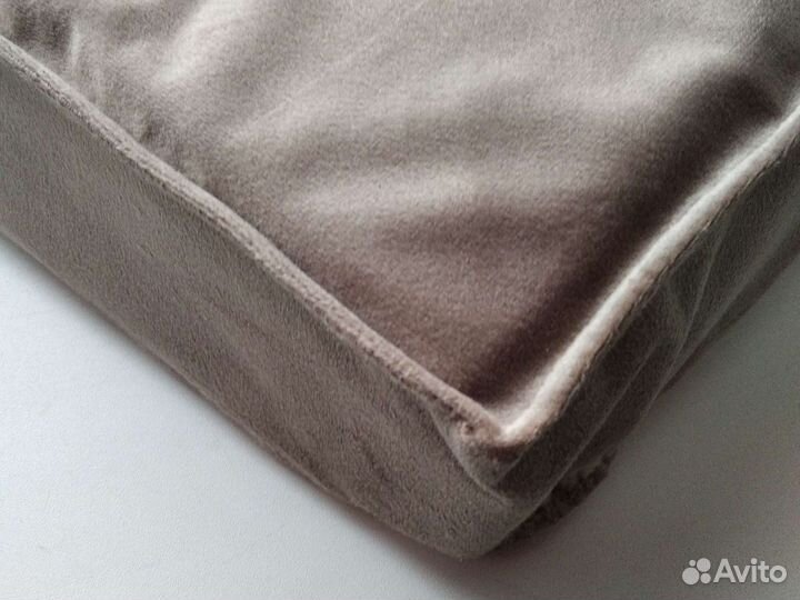 Чехлы сидушки на стулья из велюра