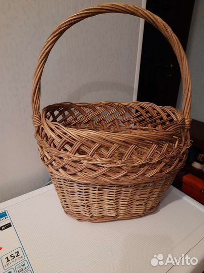 Корзина плетеная