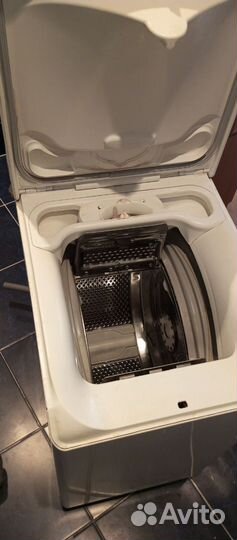 Стиральная машина с вертикальной загрузкой
