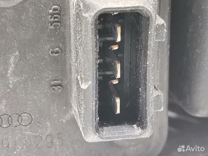 Фара передняя для Volkswagen Passat 5 3B0941018J