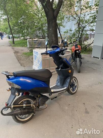 Скутер Stels Skif