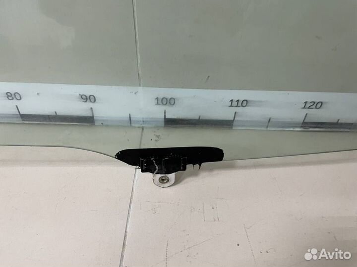 Б/У Стекло двери передней правой 5706A476 mitsu