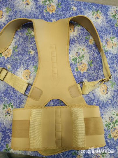 Массажёр -фиксатор для осанки и поясницы